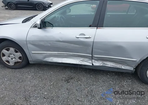 2005 Honda Accord 2.4 Lx из США, поврежденный, VIN 1HGCM56445A180496